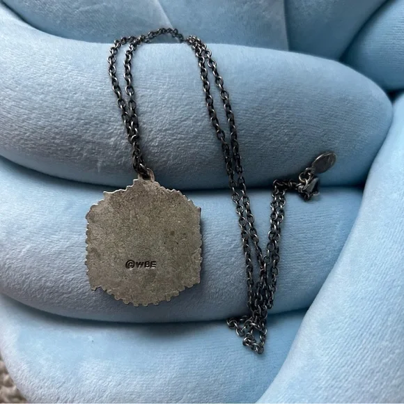 Slytherin Crest Silver Necklace - Picture 2 of 3